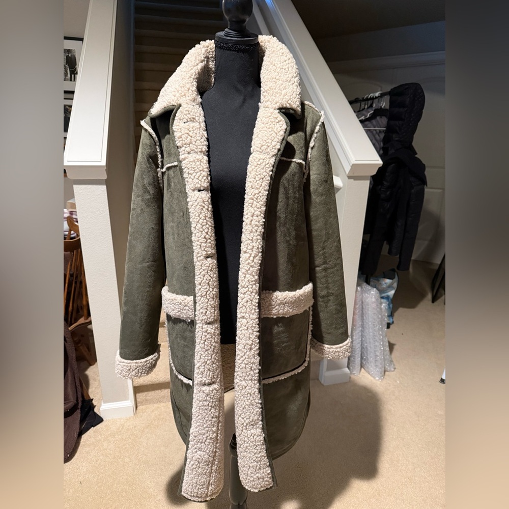 Michael Kors Women’s Sherpa Jacket